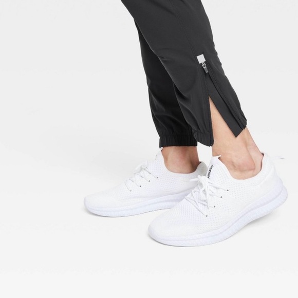 All In Motion - Mens Lightweight Tricot Jogger Pants - Black Size M- NWOT - Picture 3 of 8